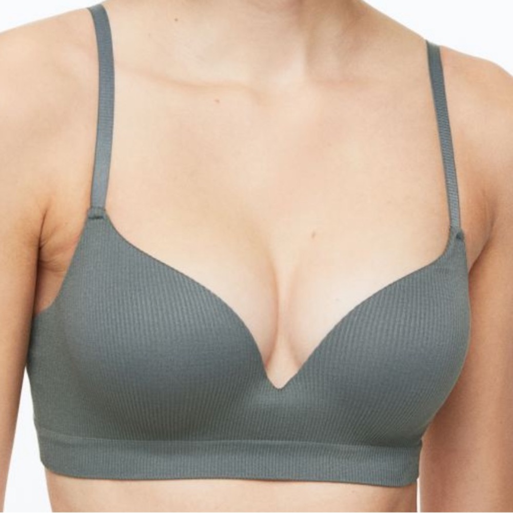 H&M seamless super push up bra
